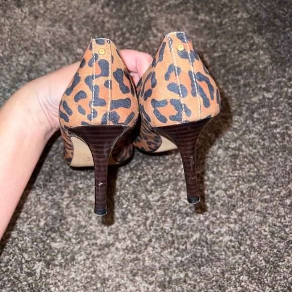 Bcbg cheetah heel - Picture 4 of 5